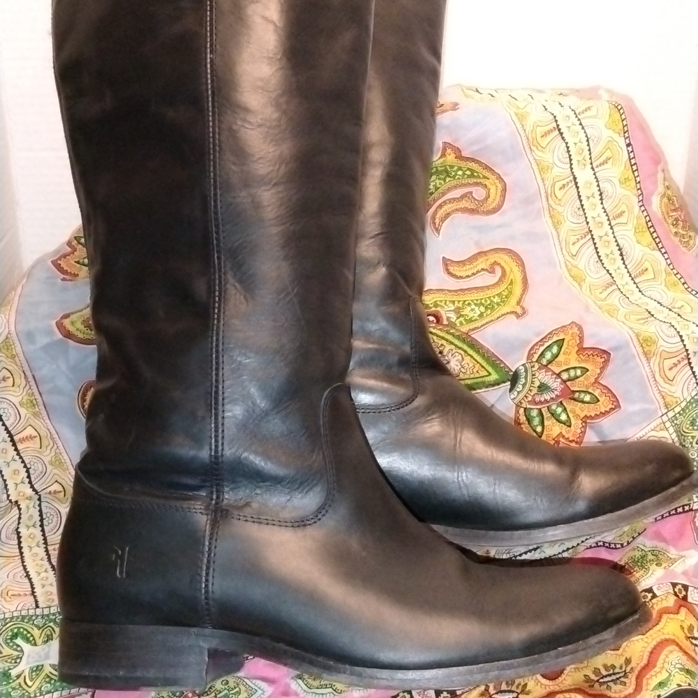 Frye Melissa Button boots, size 7.5, wide calf